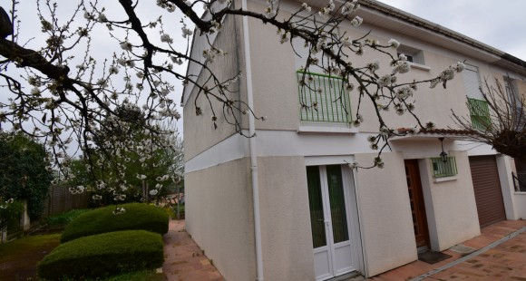  Property for Sale - House - la-rochefoucauld-en-angoumois  