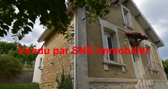  Property for Sale - Old house - ruelle-sur-touvre  